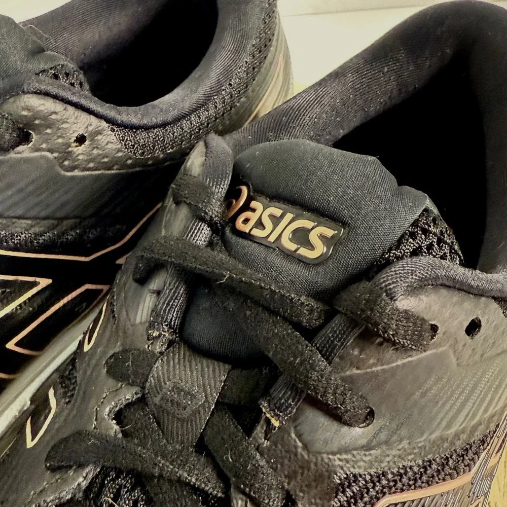 ASICS Women's Running Shoes GT-2000-8 Black Gold Flyte Foam Sneakers Size 7